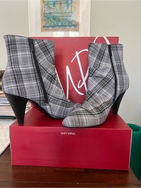 Impo Black & Gray Plaid Pointed Toe Ankle Booties